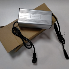 Ładowarka do hulajnogi elektrycznej Q06Plus