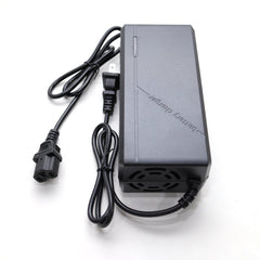 Q30 Scooter için Şarj Cihazı (Eski ve yeni modeller arasındaki farka dikkat edin!)