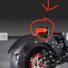 Feu arrière pour Q13Pro